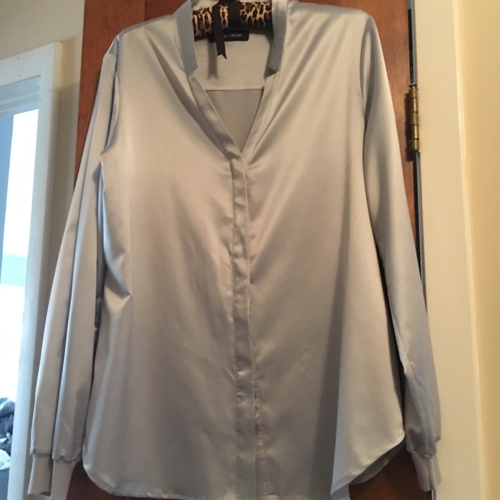 Ivanka Trump satin blouse , great with leggings!